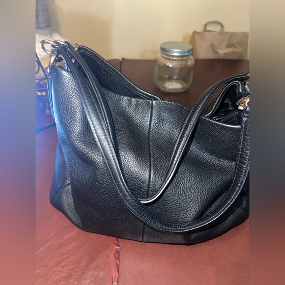 Coach Madison Phoebe Shoulder Bag EUC  2015 F35723 minimalist dark academia posh - Picture 3 of 15